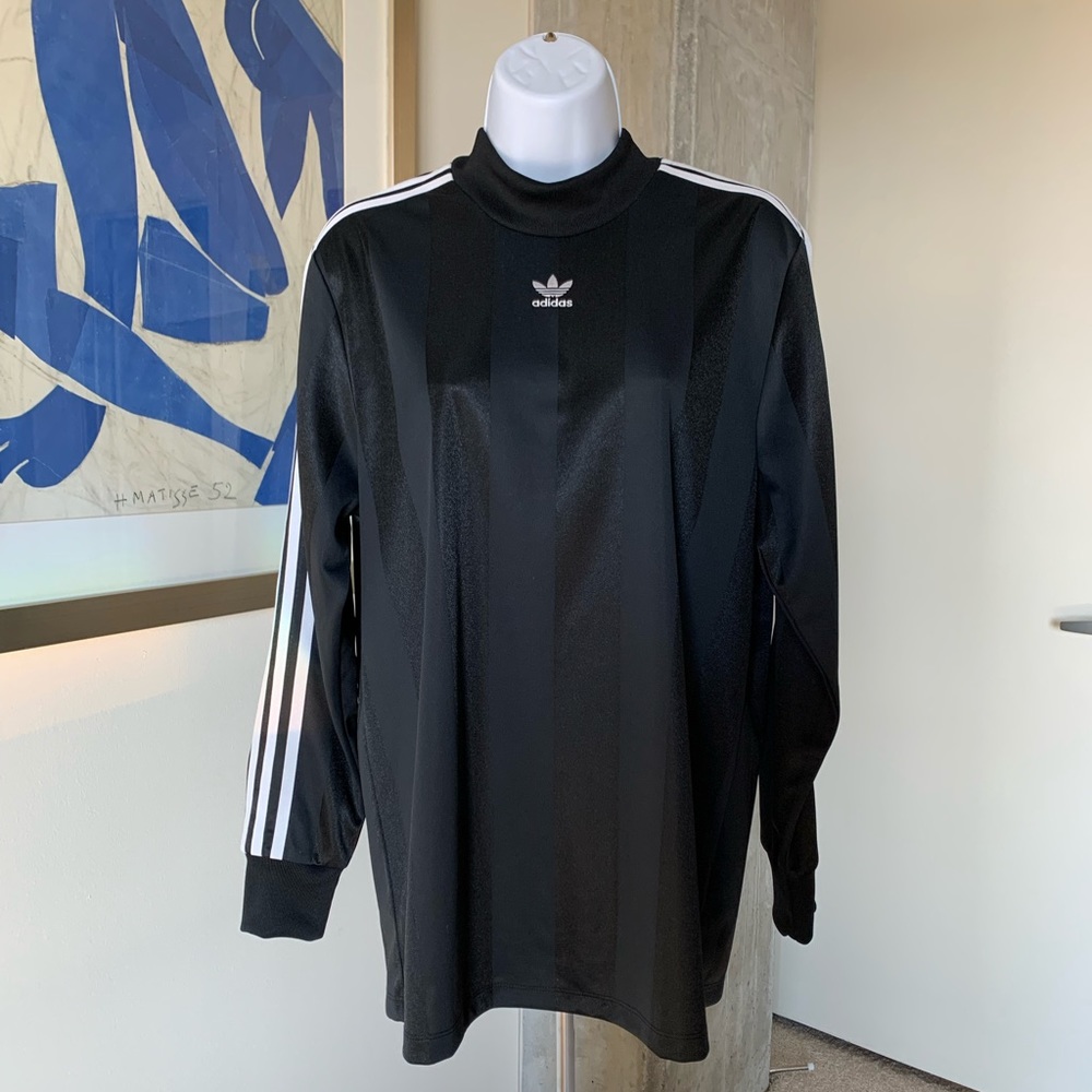 Adidas long sleeve shirt - size small